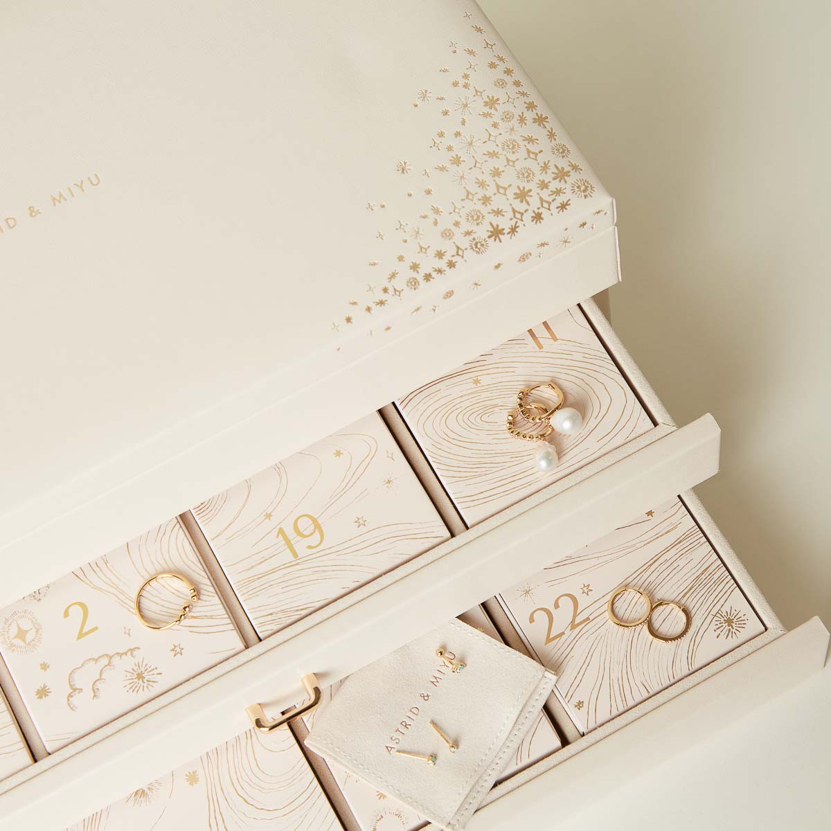 24 Day Advent Calendar in Gold