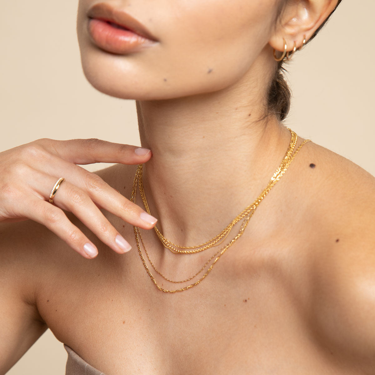 Chelsea Chain Necklace in Solid Gold