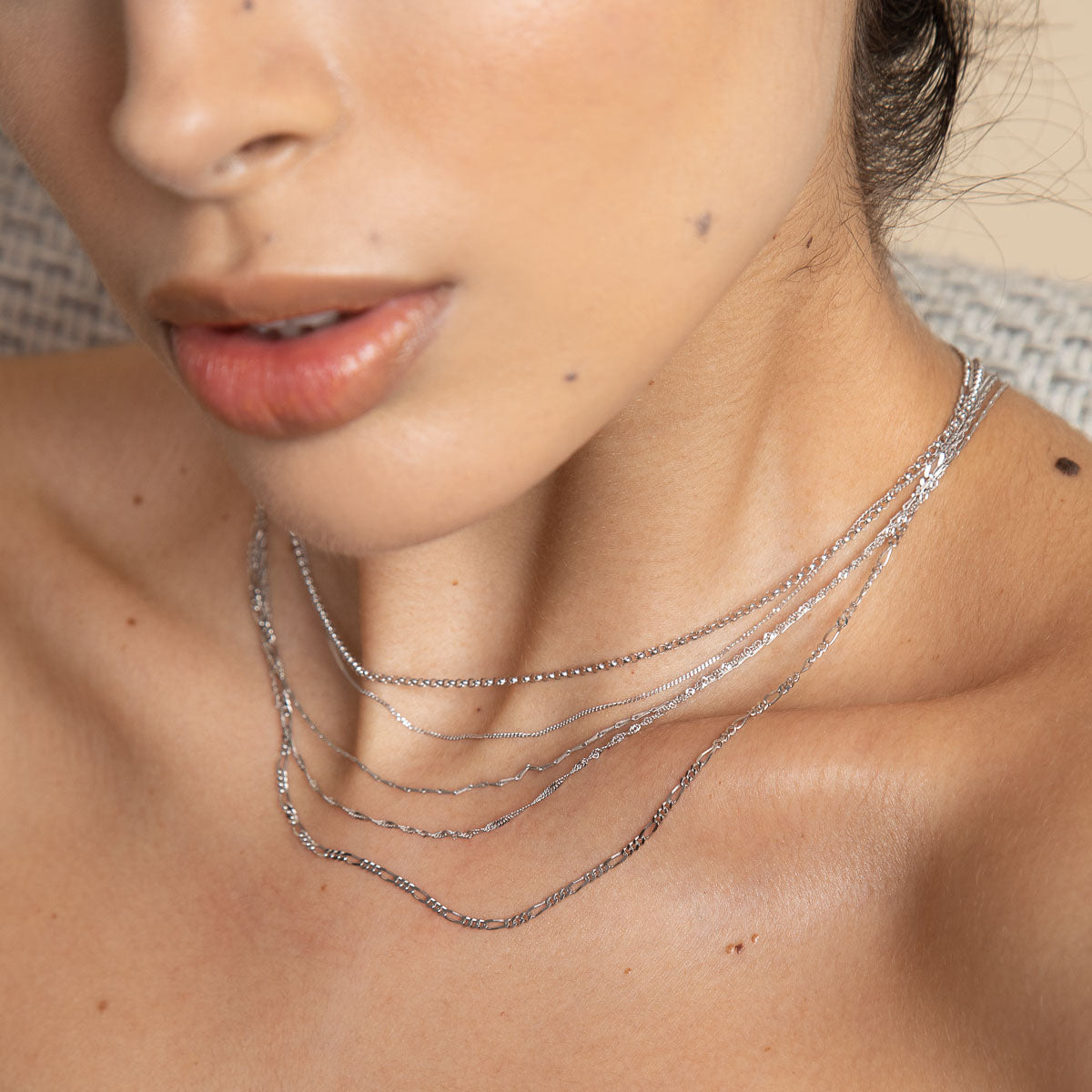 Gold Necklaces - Marylebone Chain Necklace in Solid White Gold - - Astrid & Miyu