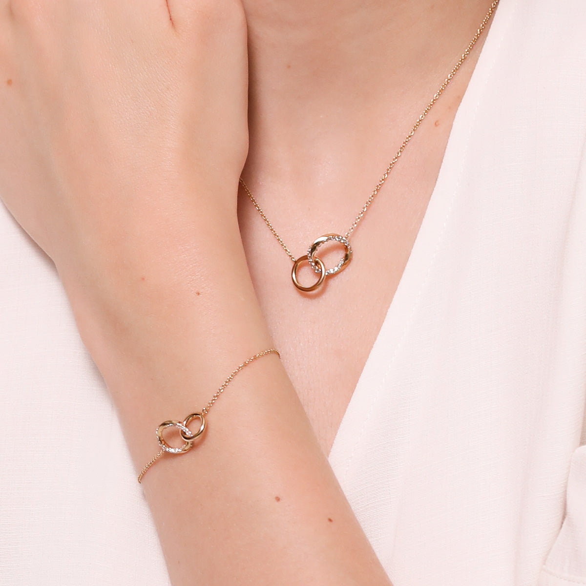 Orbit Crystal Bracelet in Gold