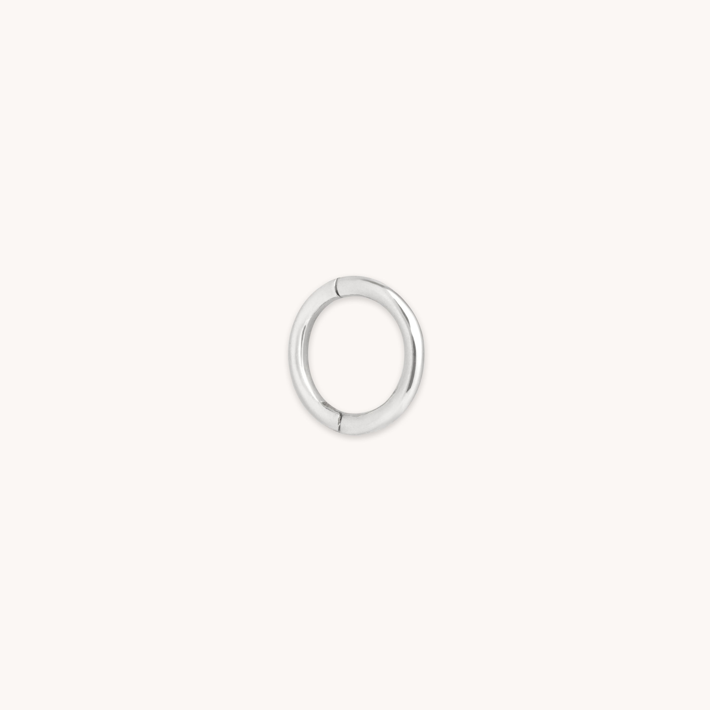 Seamless Hoop 1mm in Solid White Gold