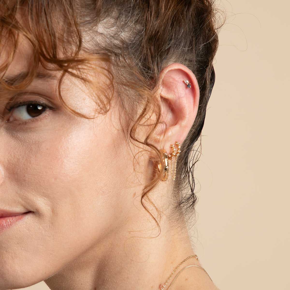 Blue Topaz Cluster Barbell in Gold