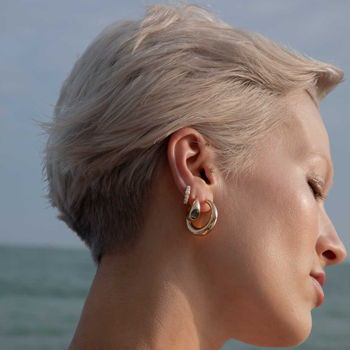 Dome Hoops in Gold