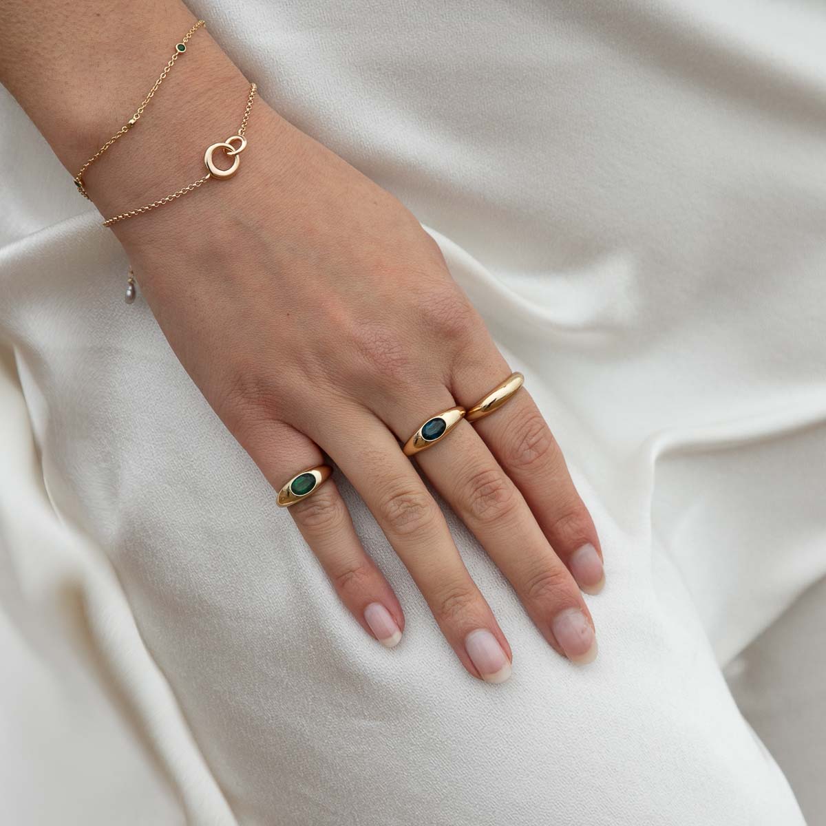 Green Topaz Dome Ring in Gold