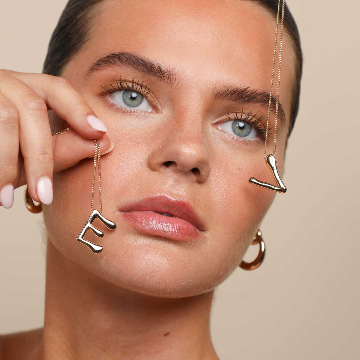 E Initial Bold Pendant Necklace in Gold