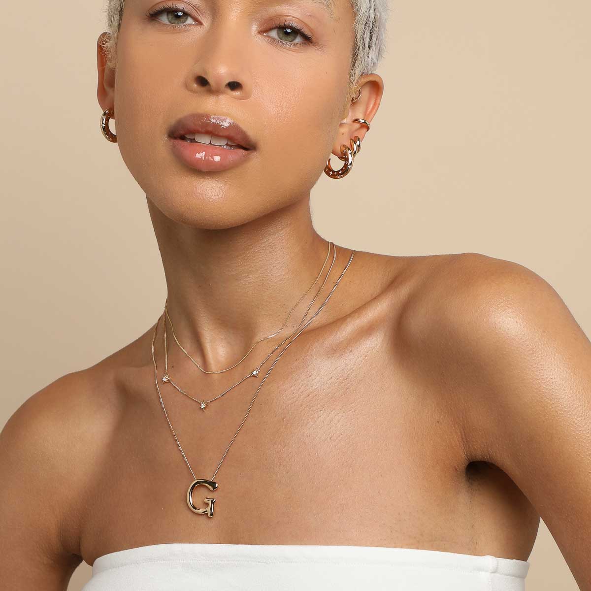 G Initial Bold Pendant Necklace in Gold