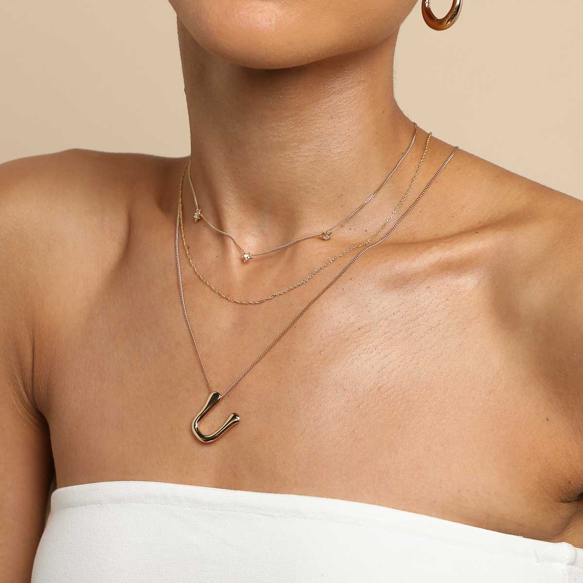 U Initial Bold Pendant Necklace in Gold