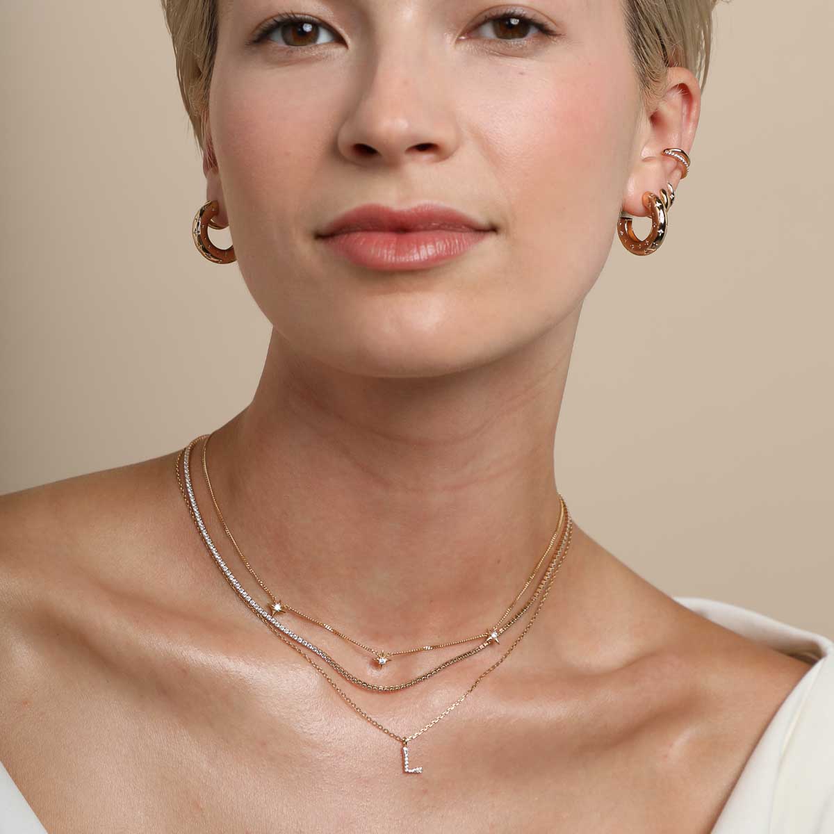 L Initial Pavé Pendant Necklace in Gold