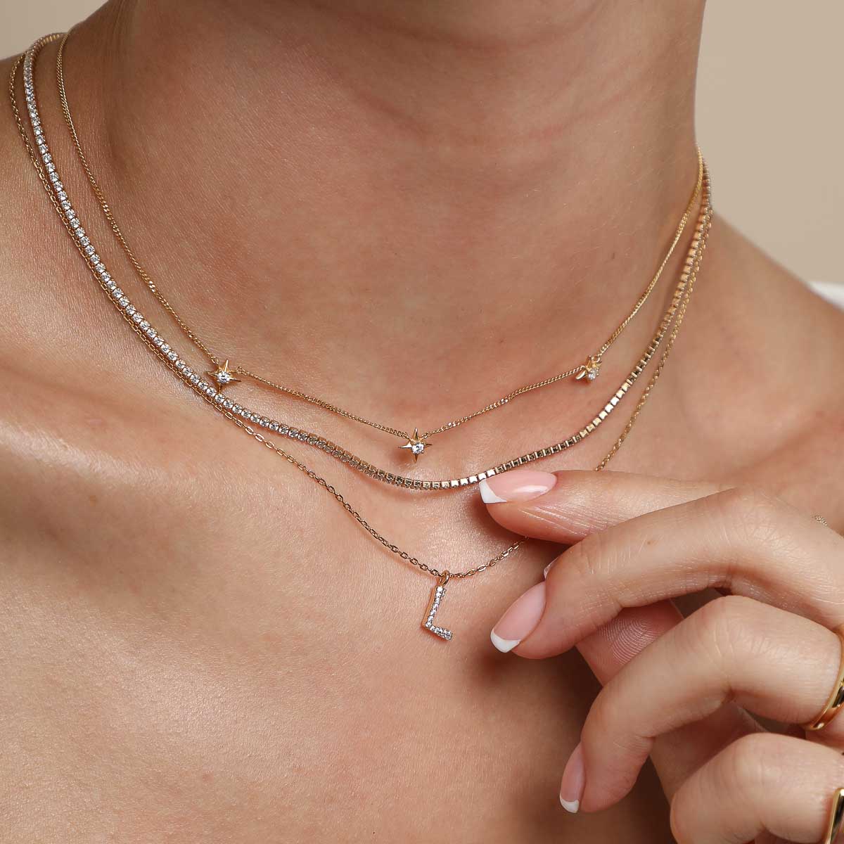 L Initial Pavé Pendant Necklace in Gold