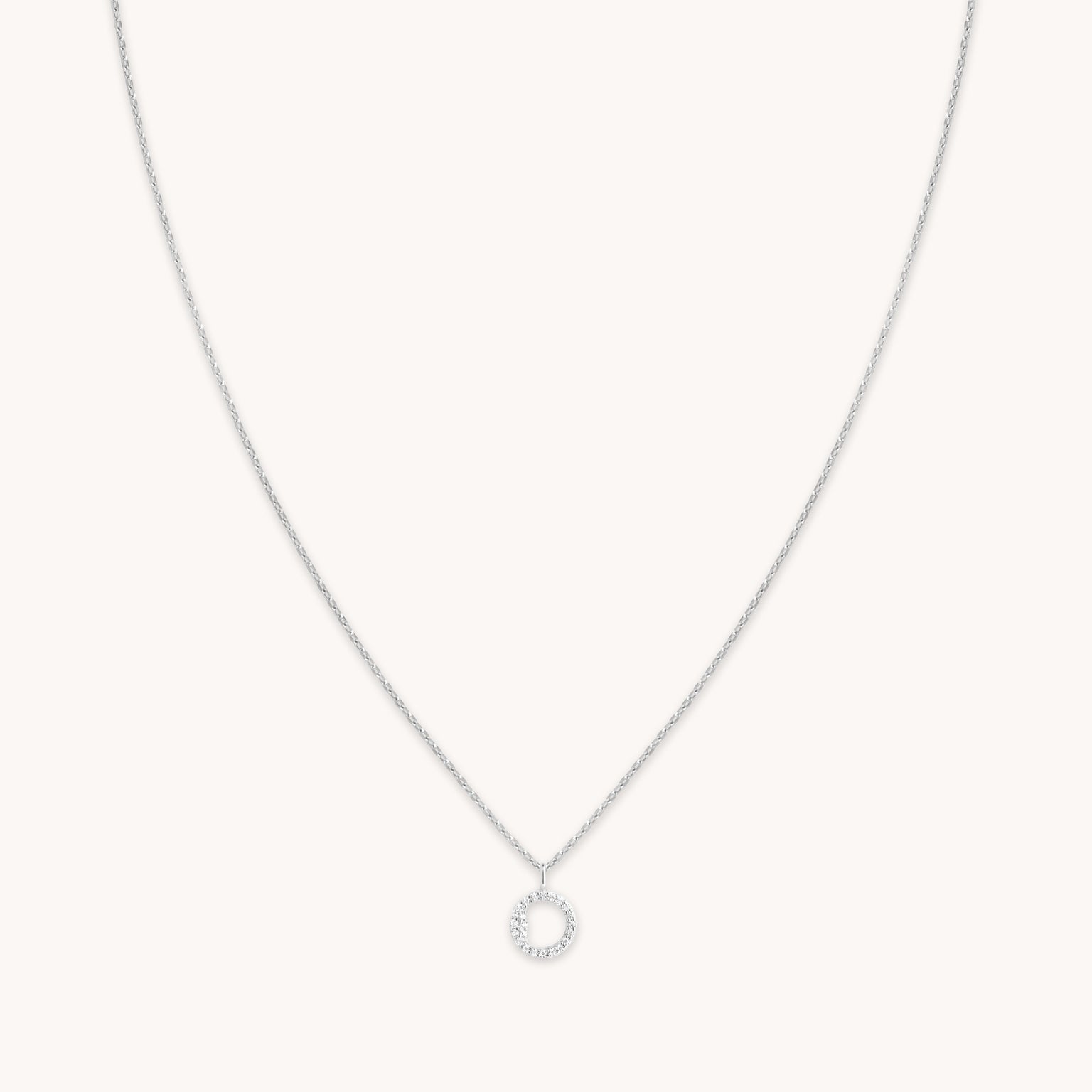 O Initial Pavé Pendant Necklace in Silver