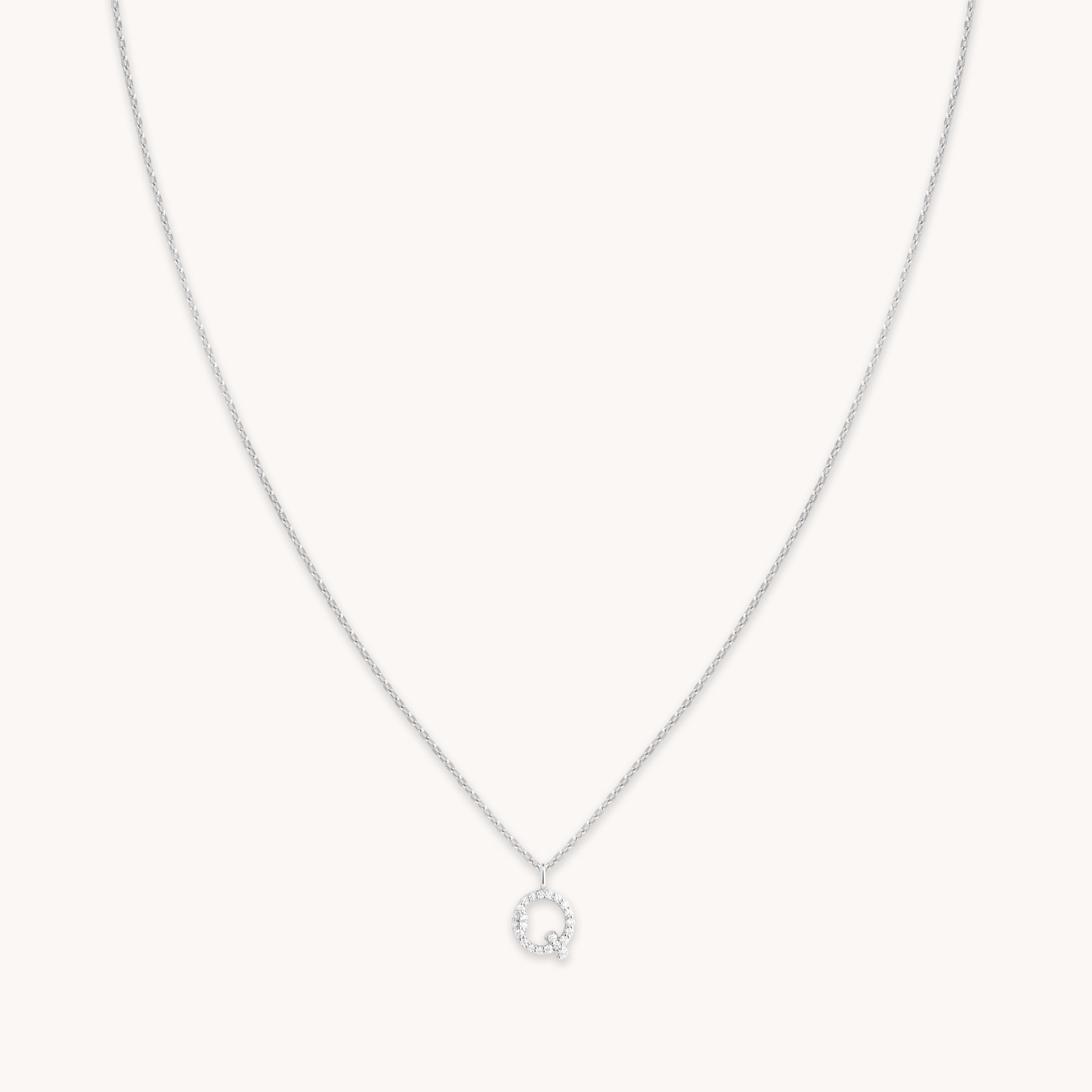 Q Initial Pavé Pendant Necklace in Silver