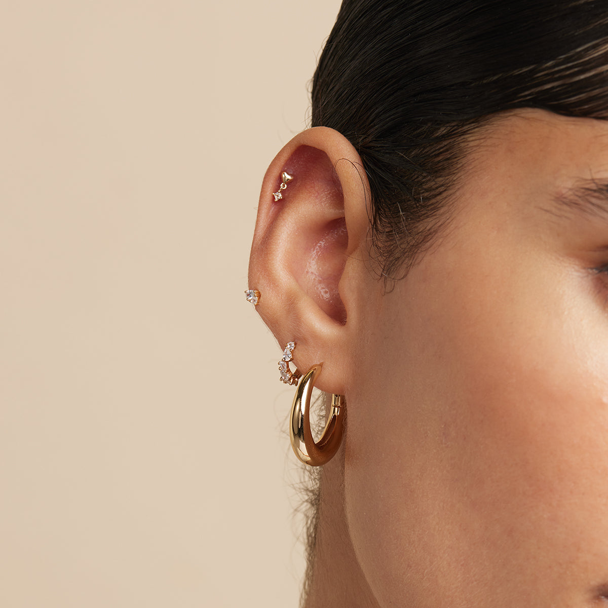 Pear Cluster Stud Earrings in Gold