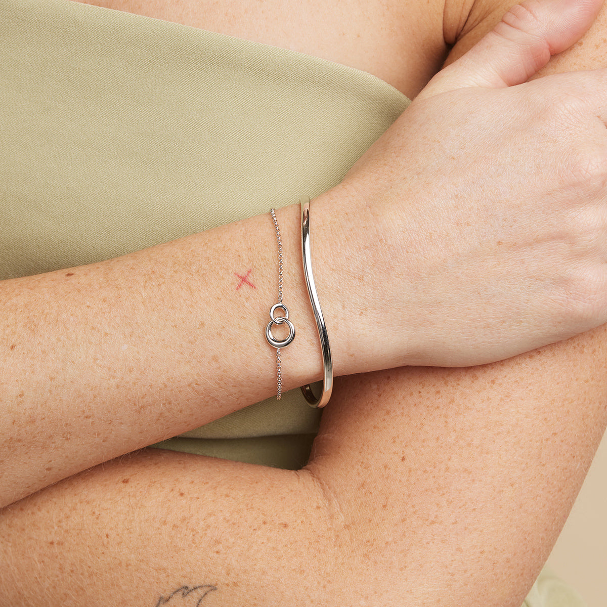 Infinite Cuff in Silver