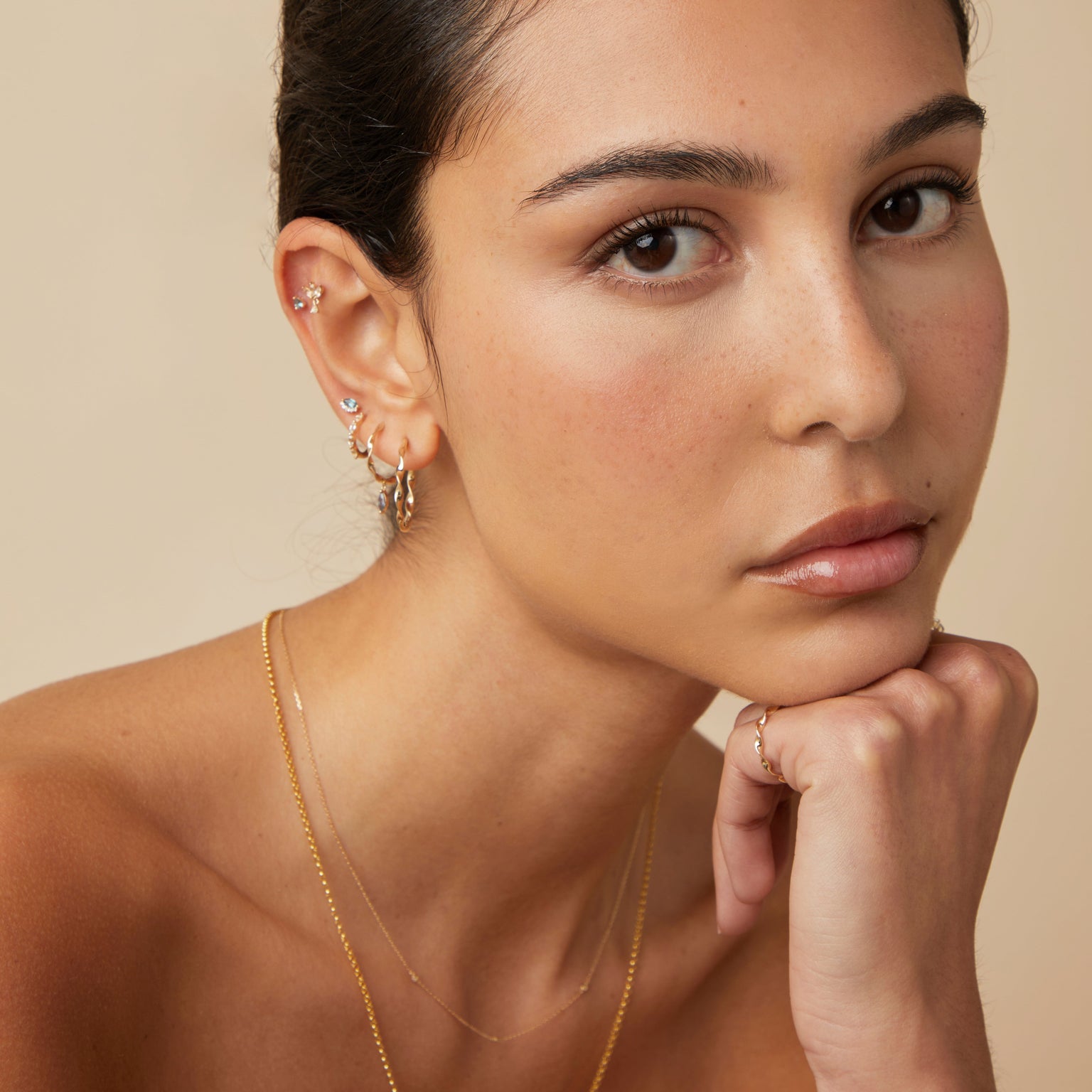 Twist Large Hoops in Solid Gold
