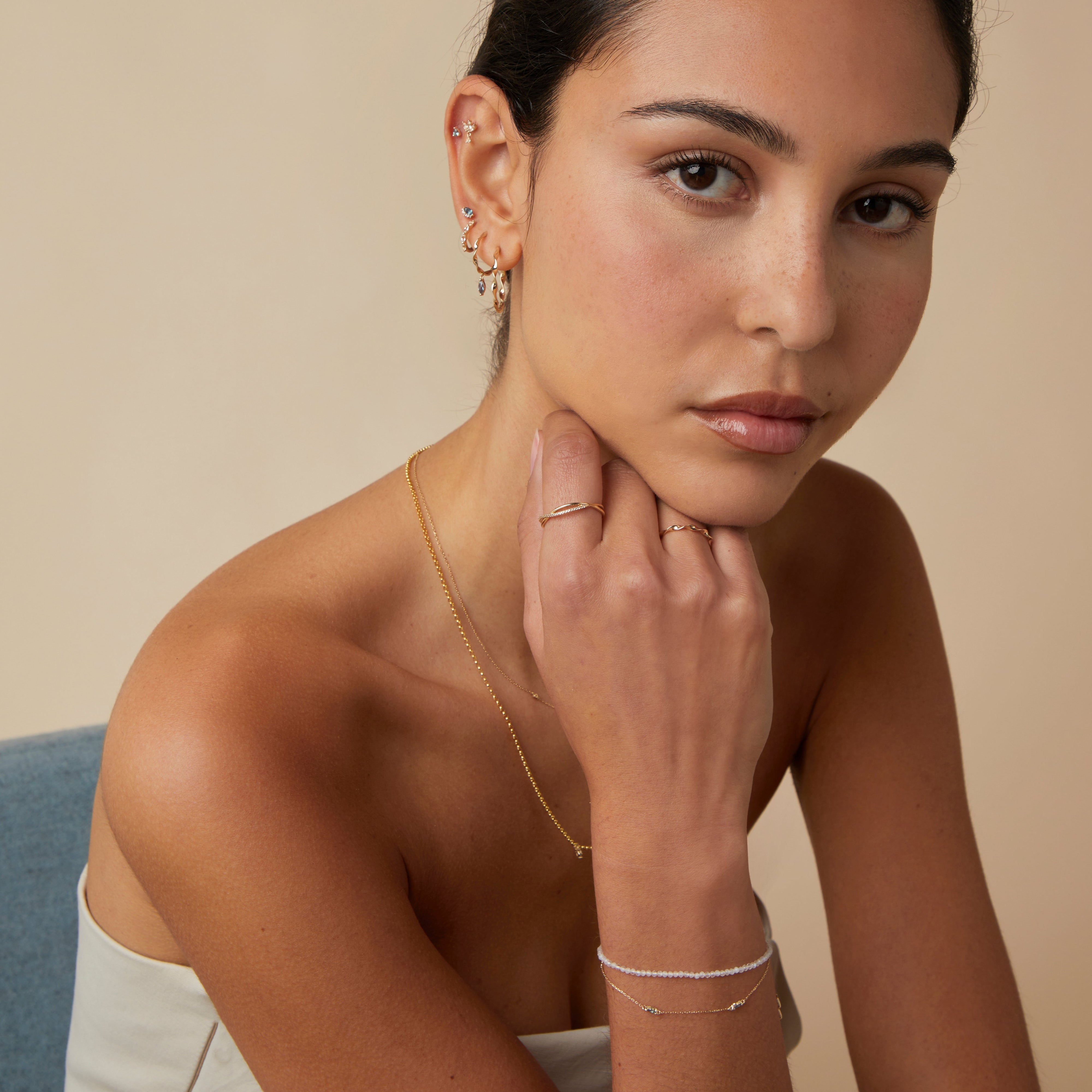 Twist Large Hoops in Solid Gold