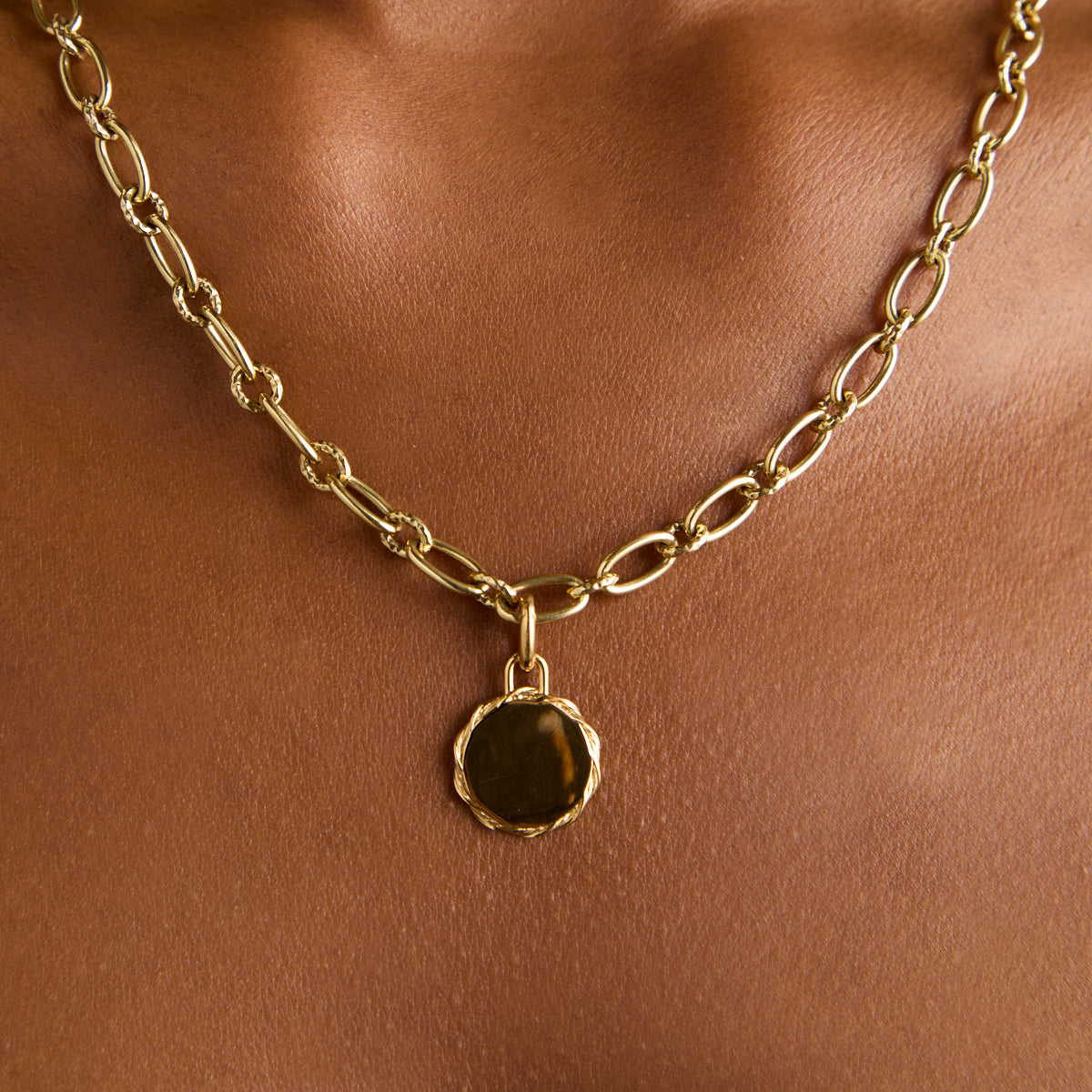 Coin Clip Charm in Gold