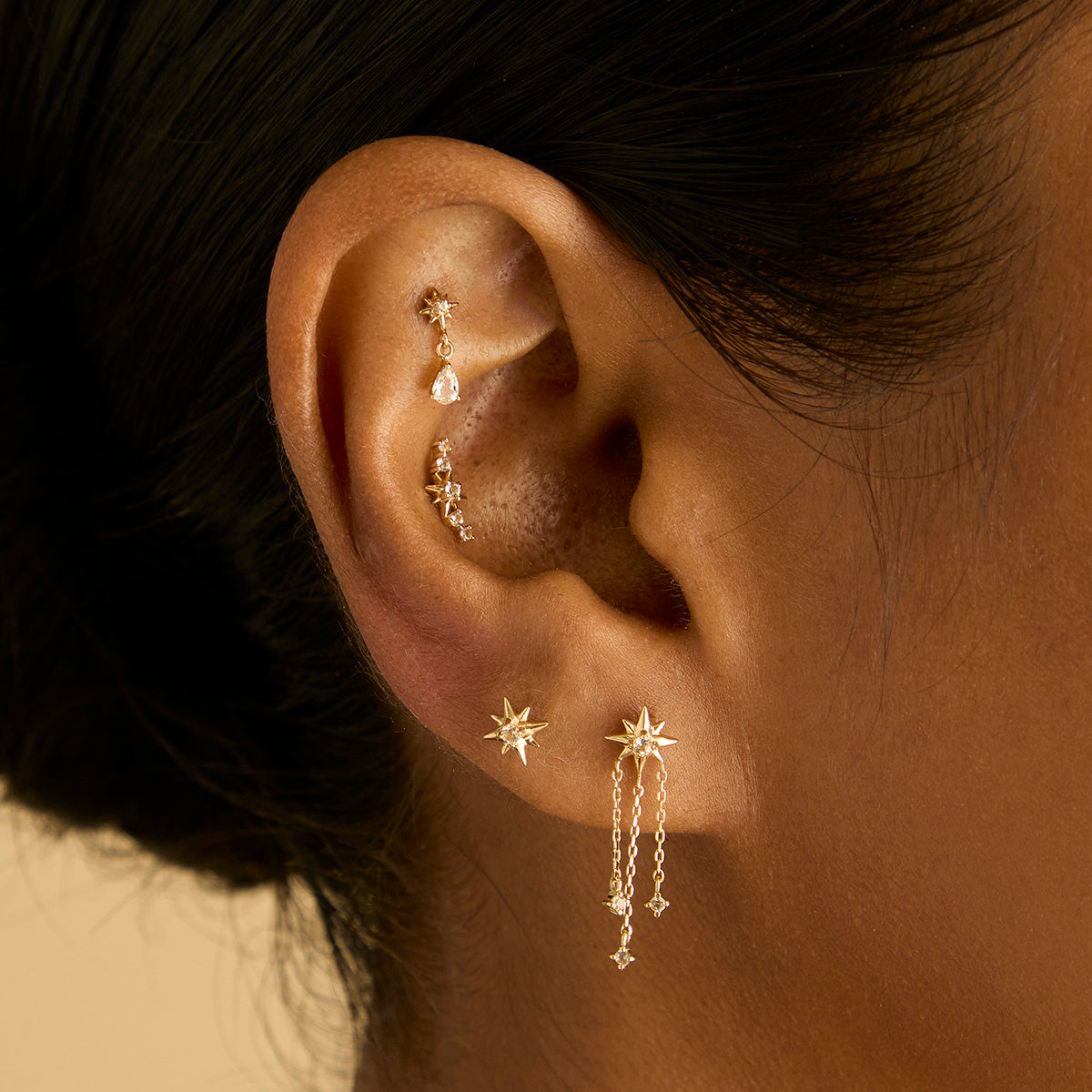 Flat Back Labret Studs - Star Curved Piercing Stud in Solid Gold - Piercing Studs - Astrid & Miyu