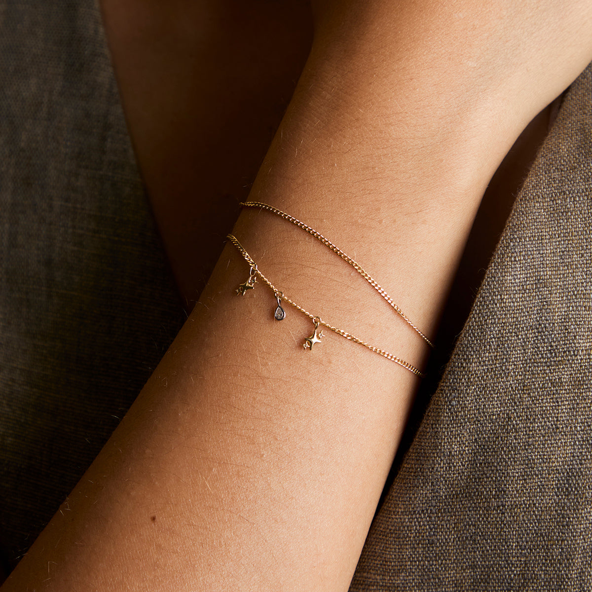 Bold Miyu Chain Bracelet in Solid Gold