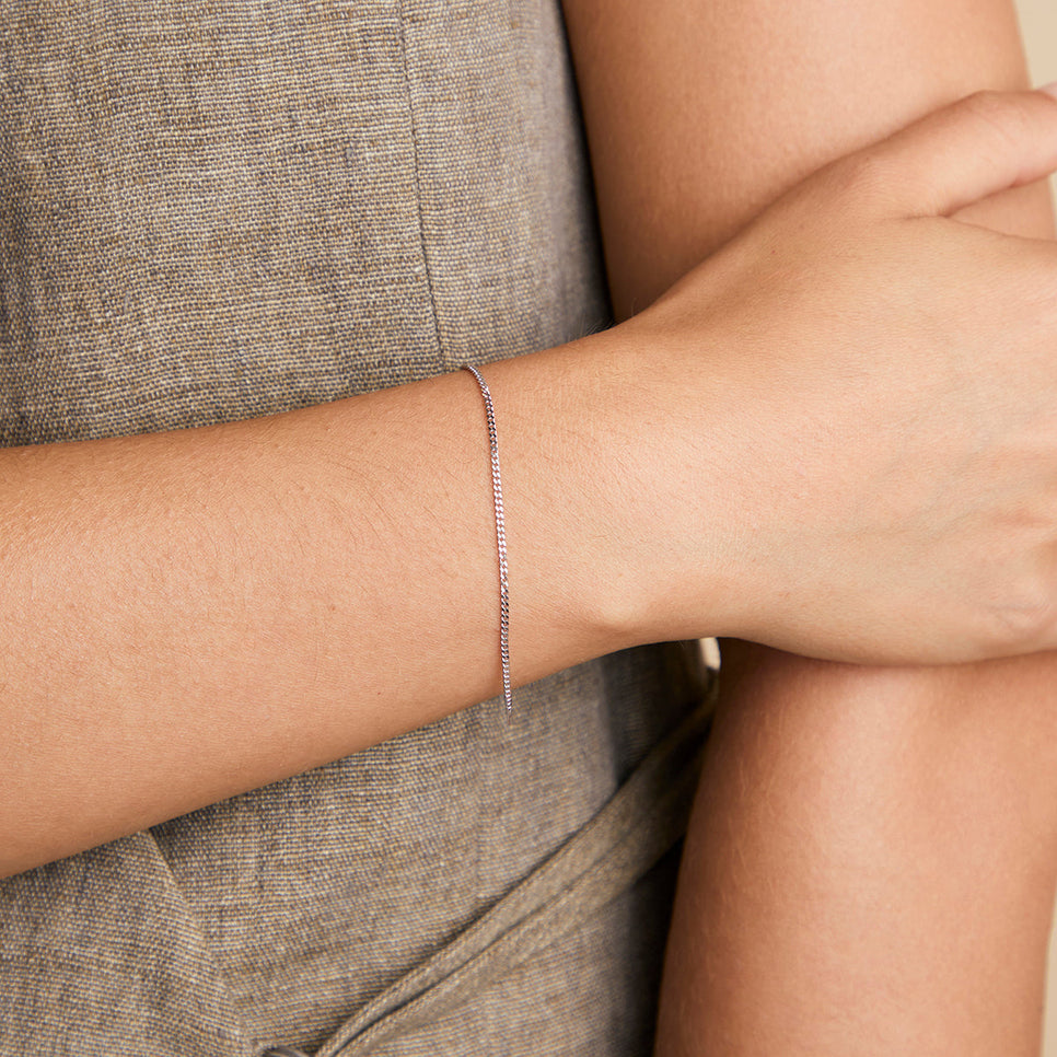 Bold Miyu Story Chain Bracelet in Solid White Gold