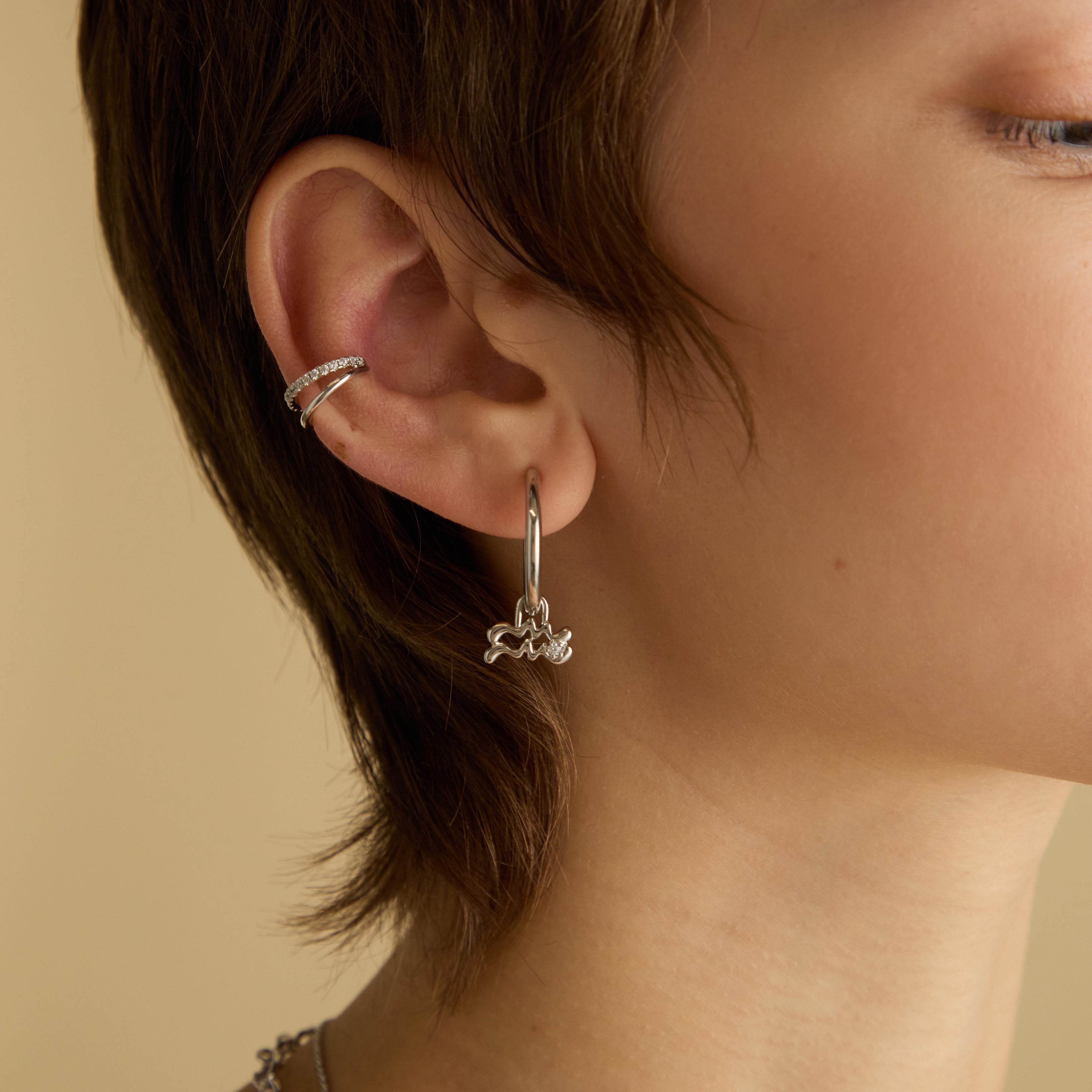 Aquarius Zodiac Clip Charm in Silver