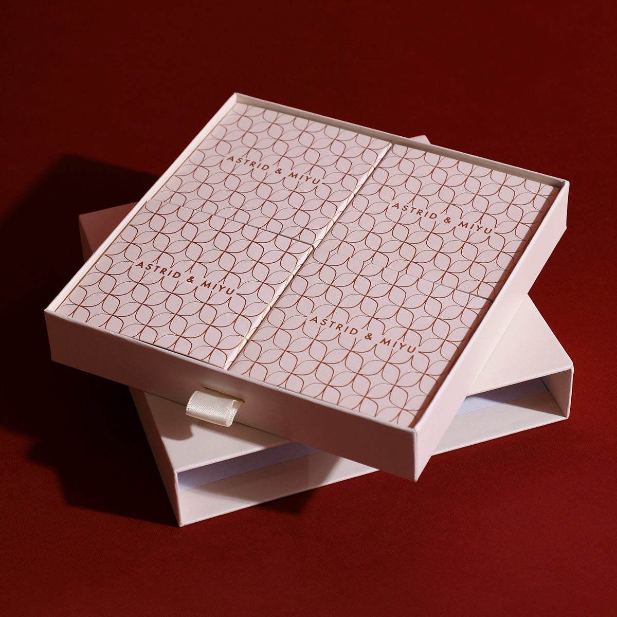 Chelsea Bracelet Charming Gift Set in Gold