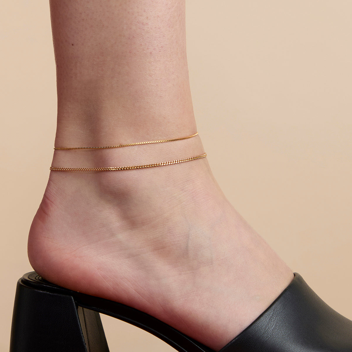 Essential Curb Chain Anklet in Gold