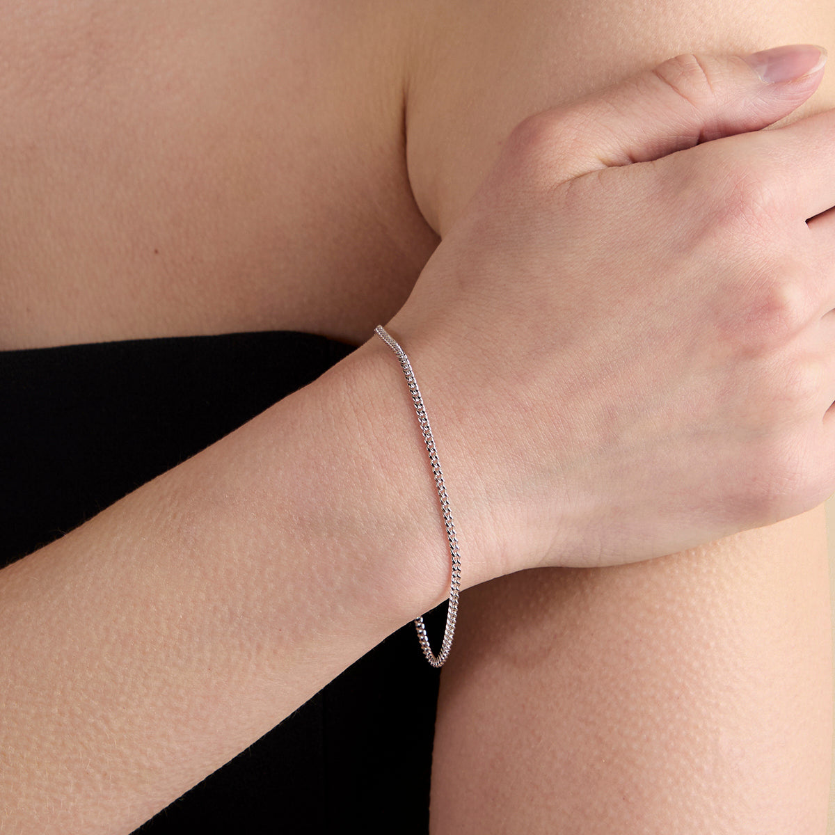 Essential Curb Chain Bracelet in Silver