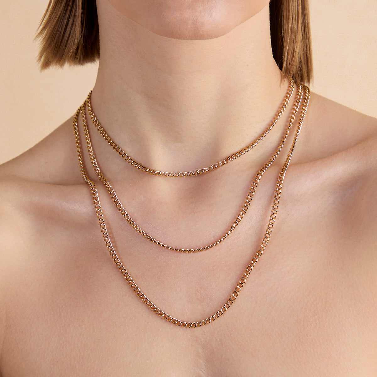 Bold Essential Curb Chain Necklace in Gold