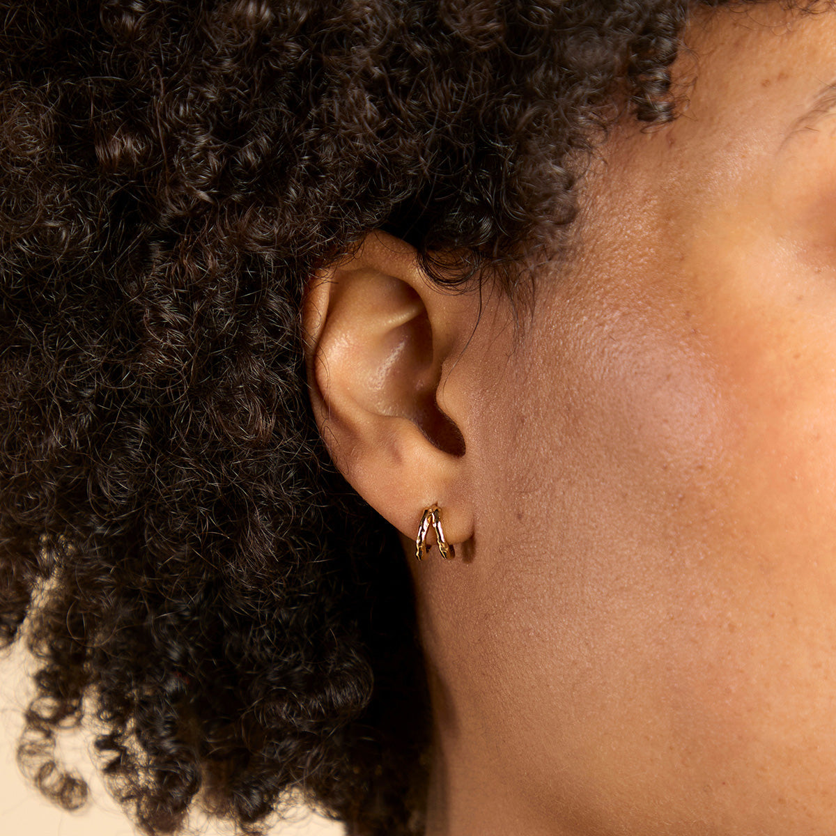 Molten Texture Illusion Huggies-Astrid & Miyu