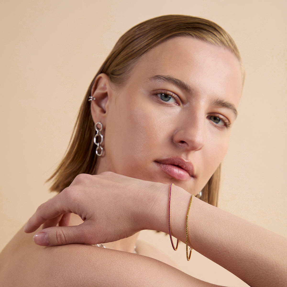 Green Tennis Chain Bracelet in Gold