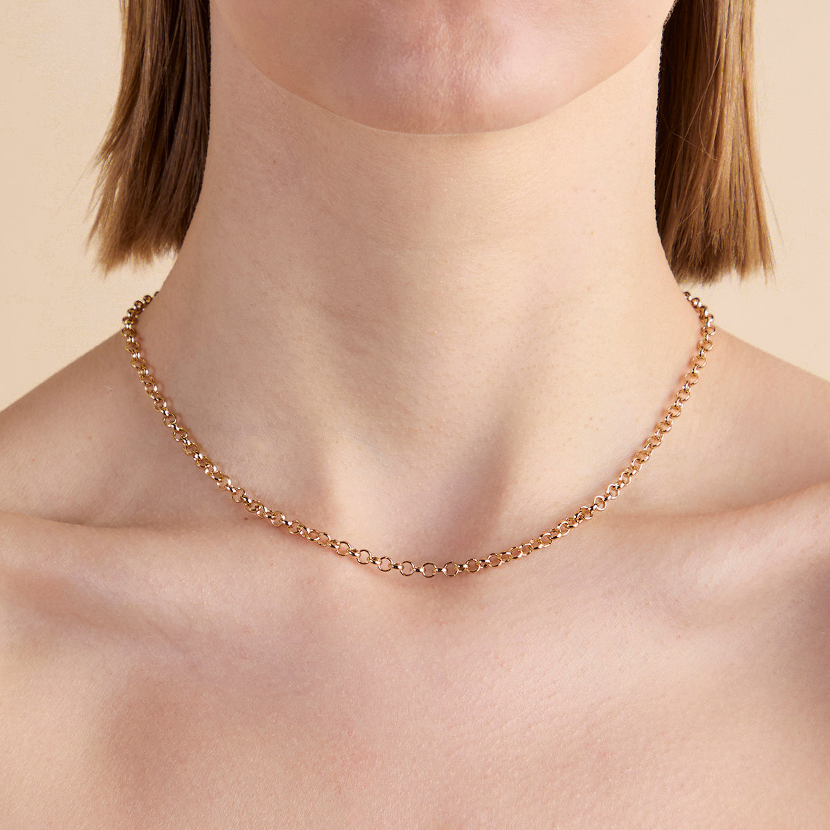 T-Bar Chain Necklace in Gold