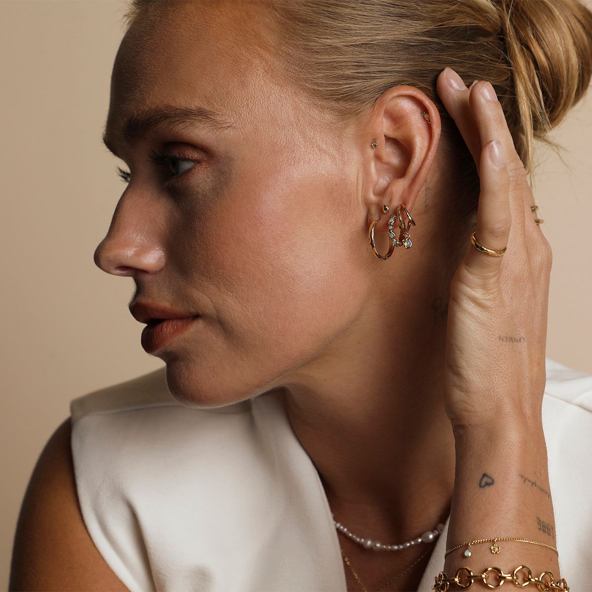 Molten Piercing Stud in Solid Gold