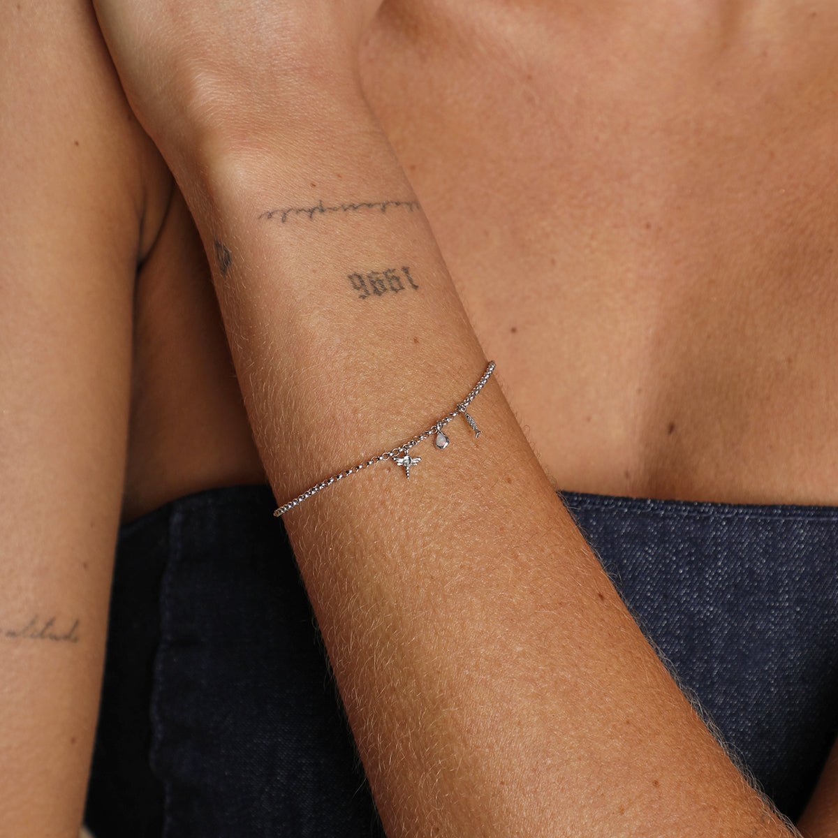 Molten Opal Pear 9k White Gold