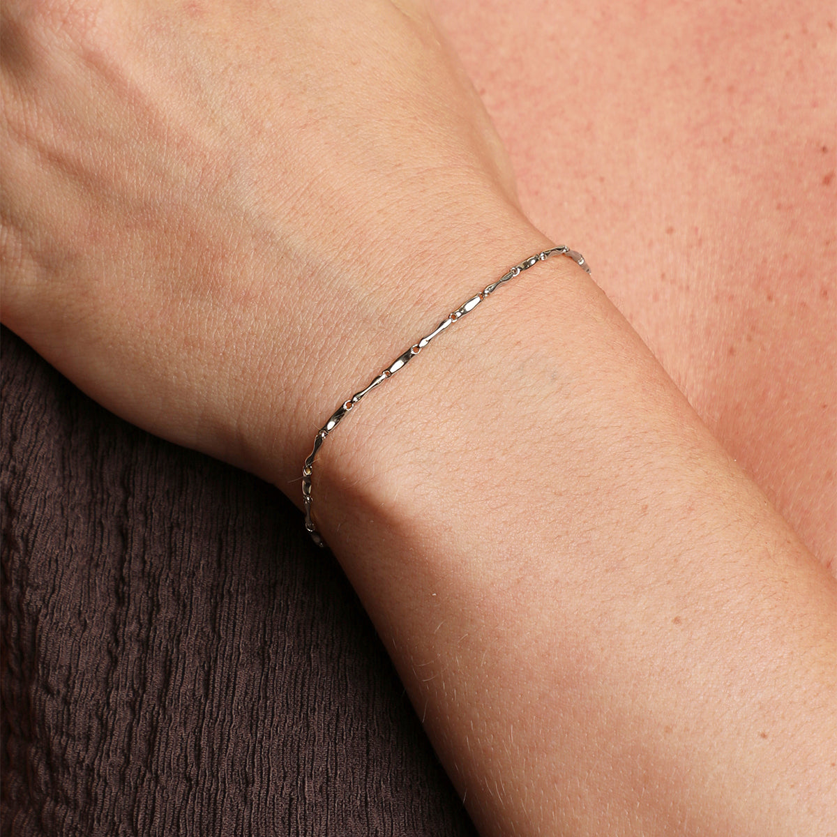Molten Bar Chain Bracelet in Solid White Gold-Astrid & Miyu