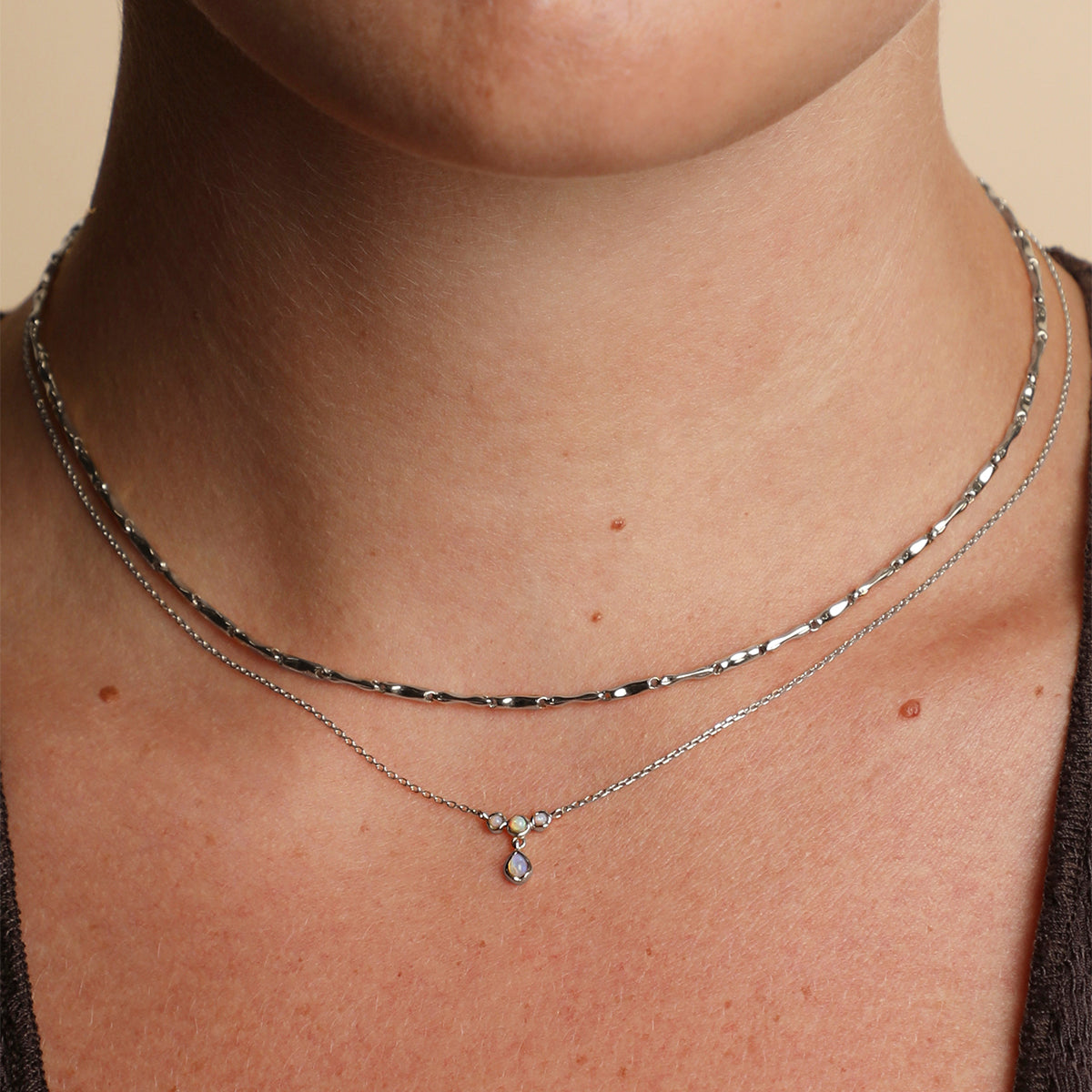 Molten Bar Chain Necklace in Solid White Gold