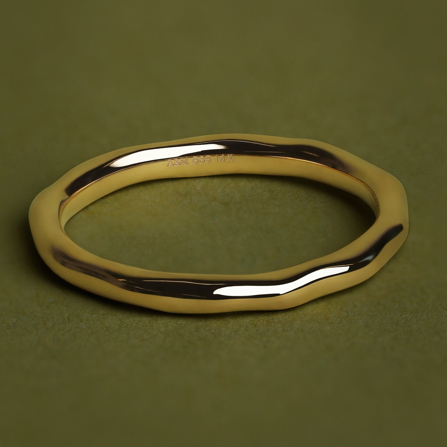 Molten Band Ring in Solid Gold