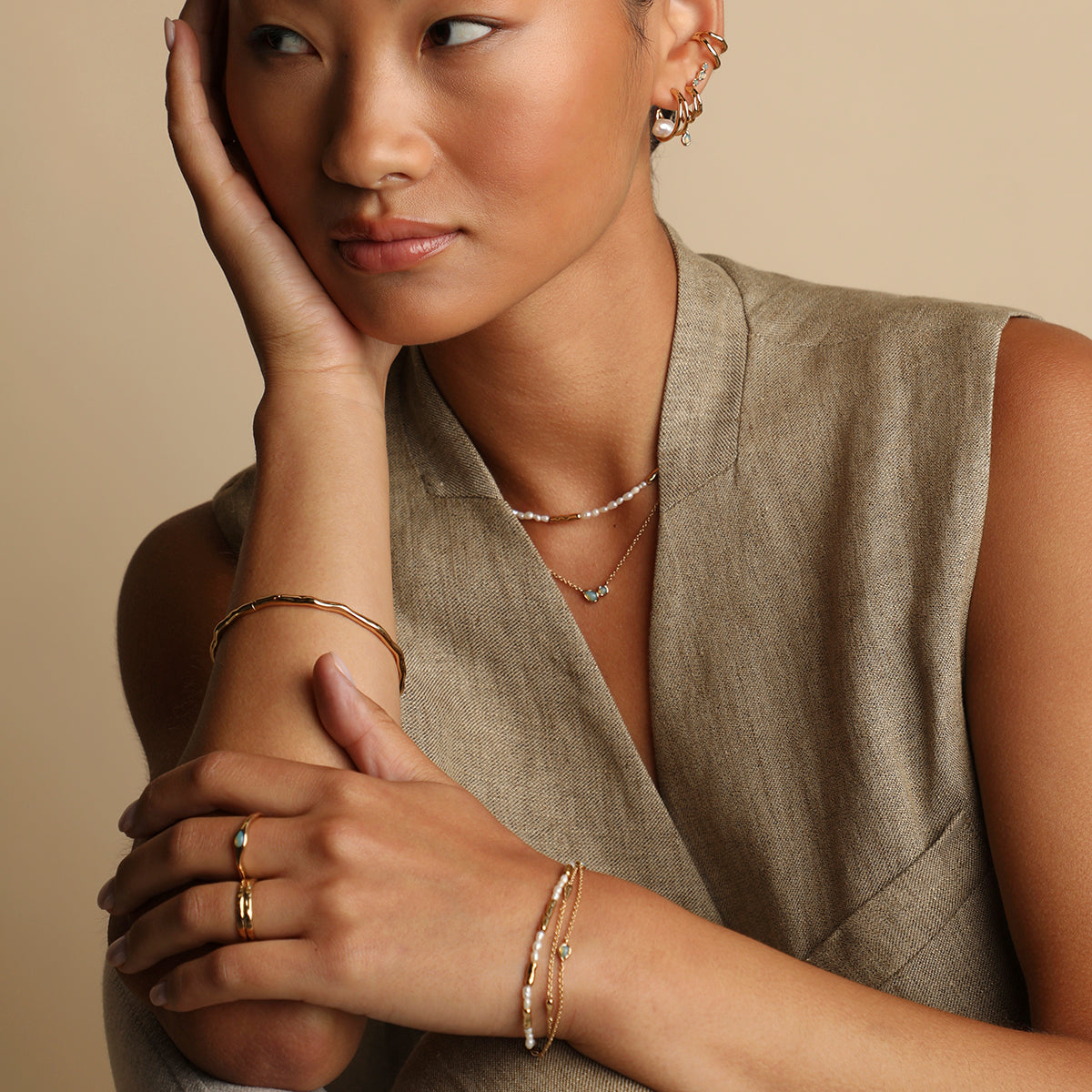 Molten Bangle in Gold
