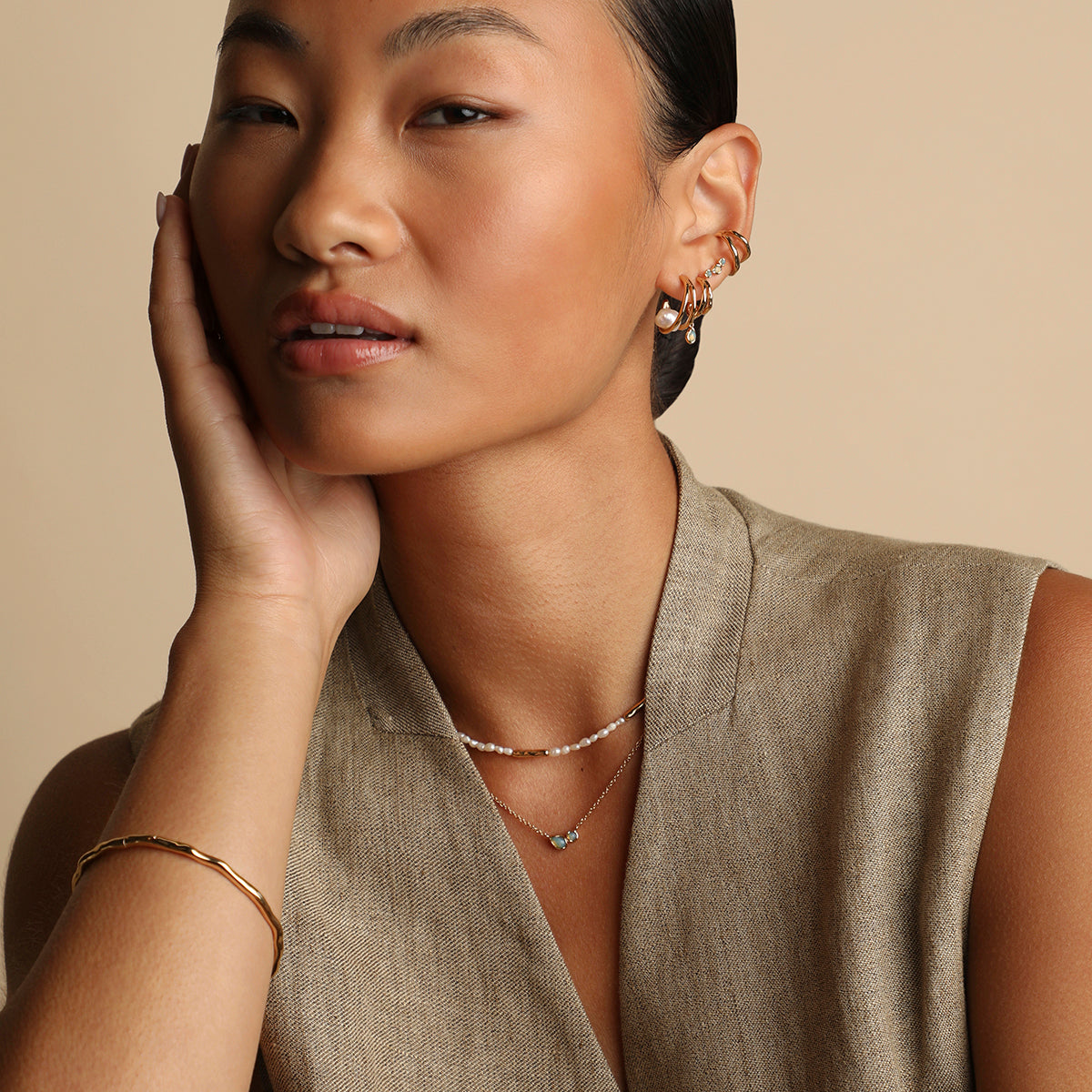 Molten Bangle in Gold