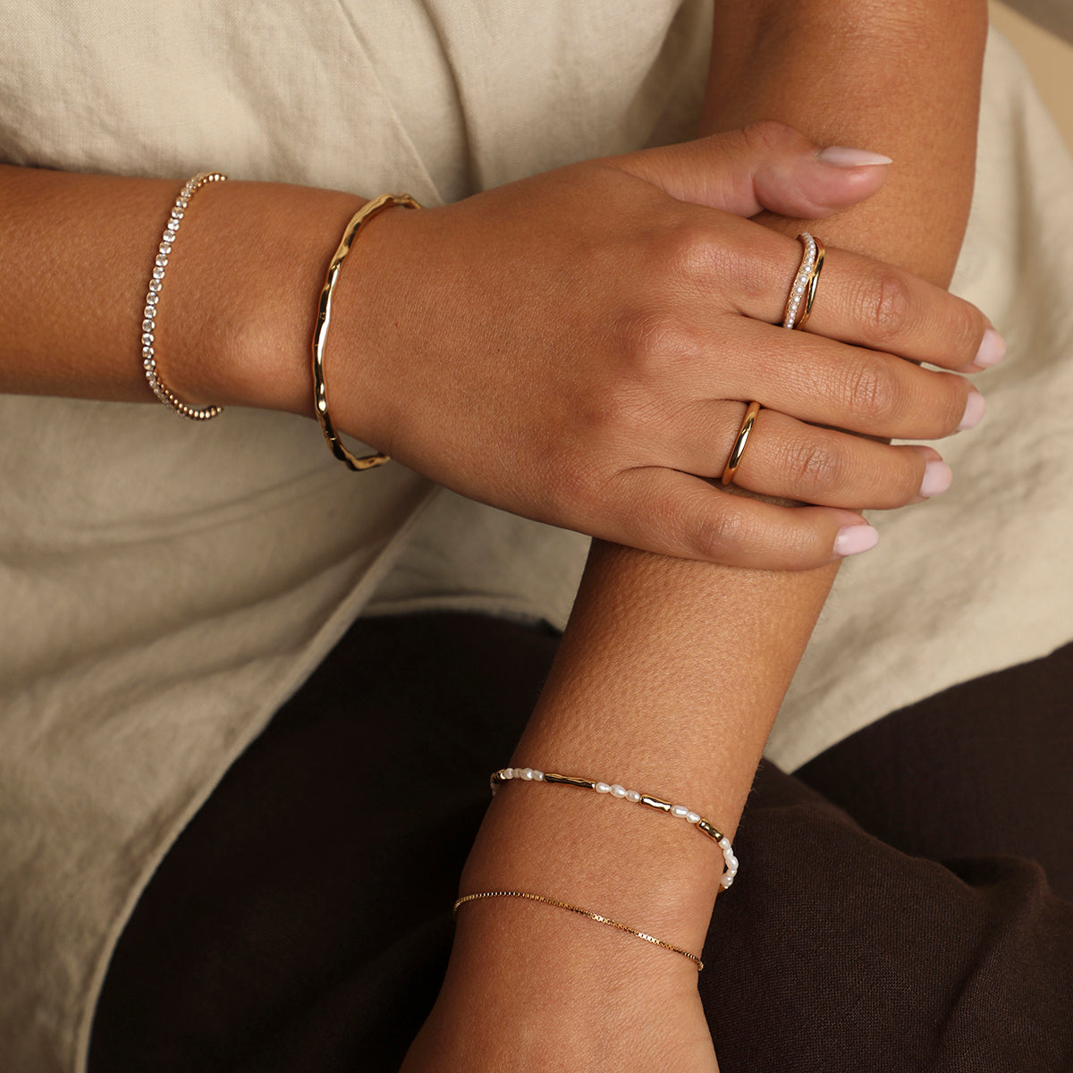 Molten Pearl Bracelet in Gold