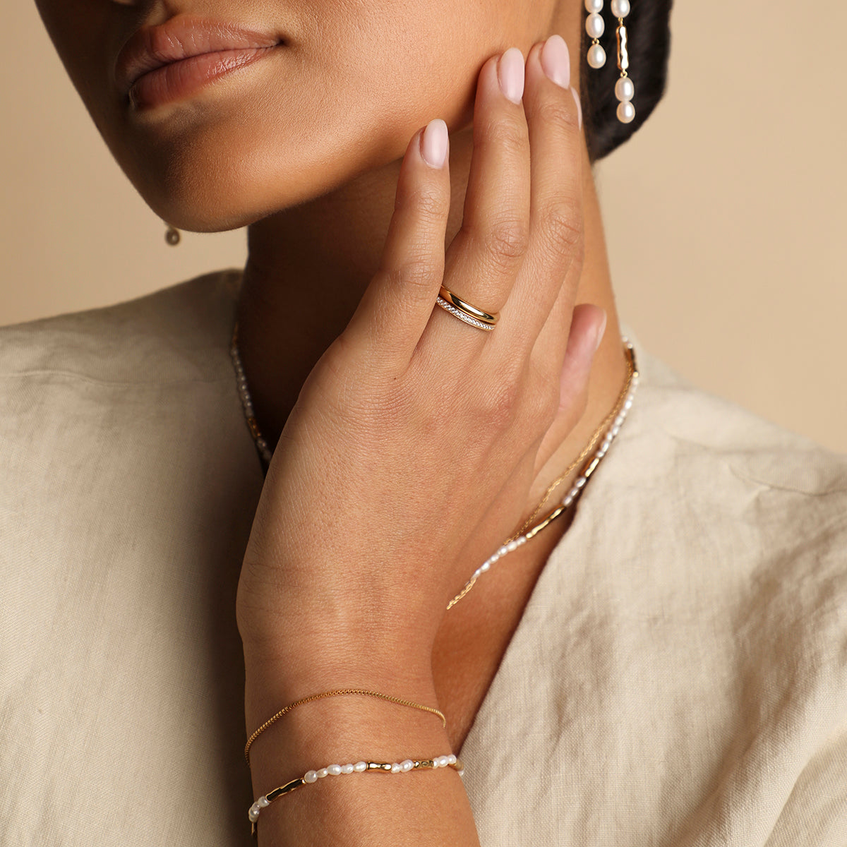 Molten Pearl Bracelet in Gold