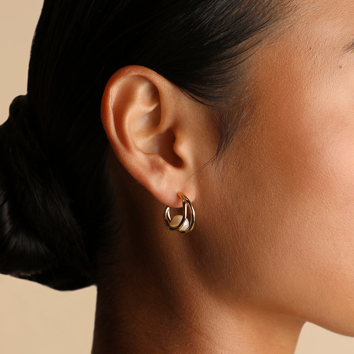 Molten Illusion Pearl Hoops in Gold