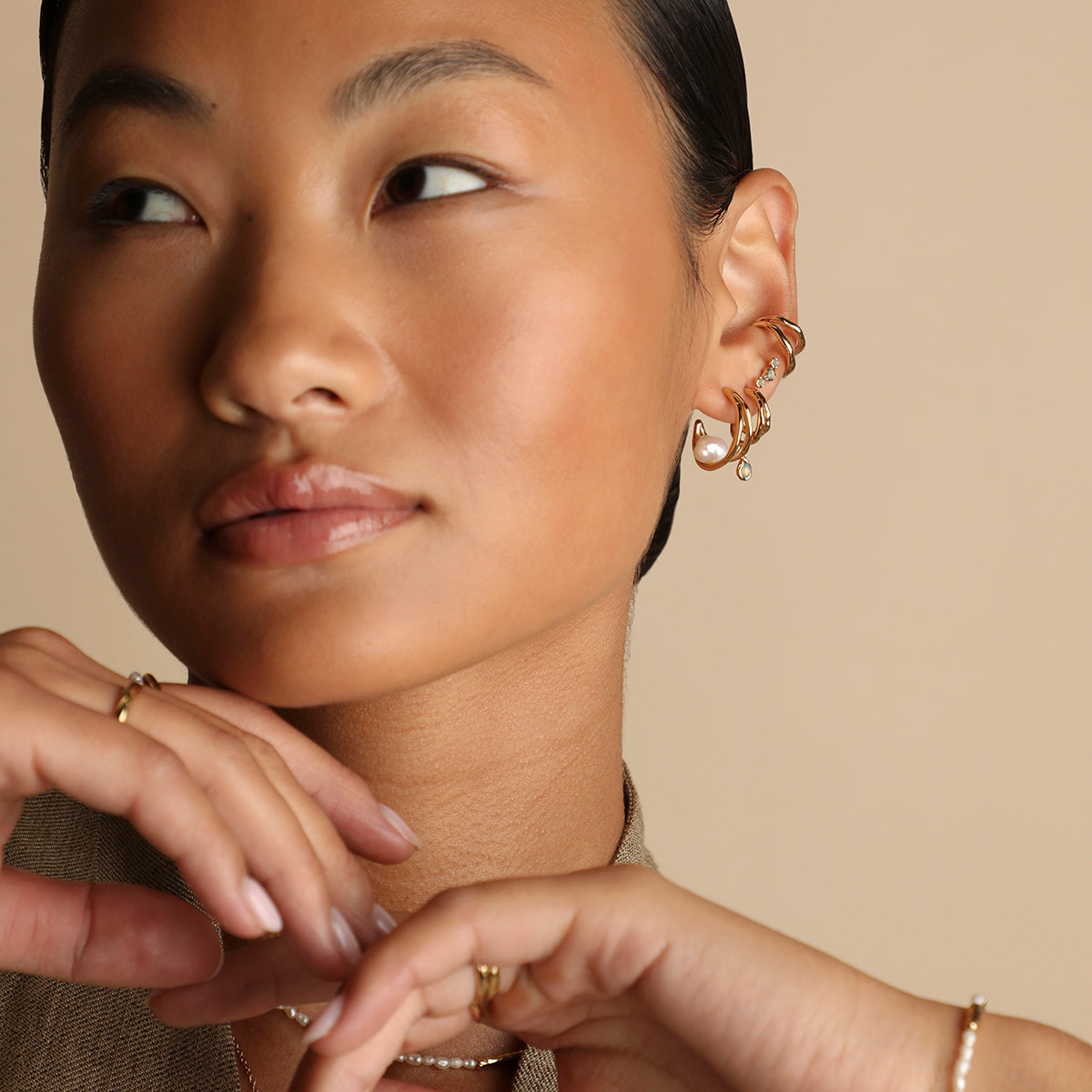 Molten Illusion Pearl Hoops in Gold