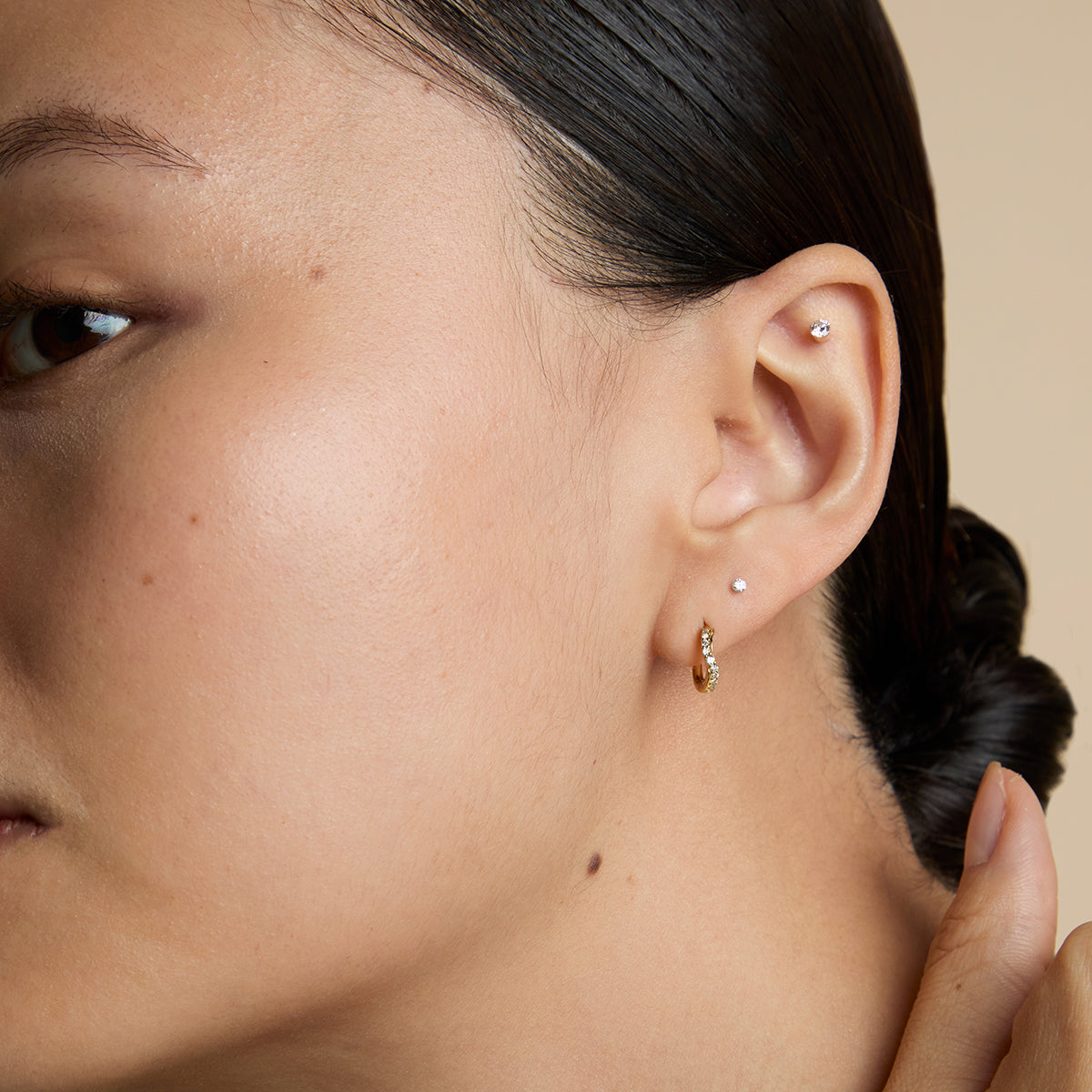 Diamond Wave Huggies in Solid Gold-Astrid & Miyu