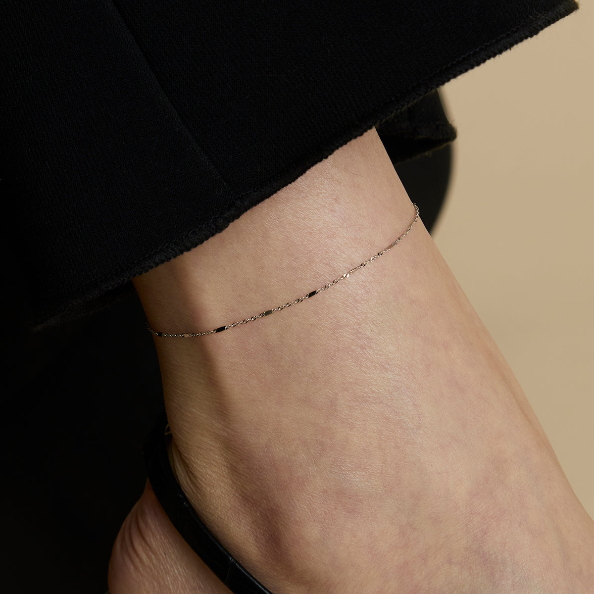 Astrid Story Chain Anklet in Solid White Gold