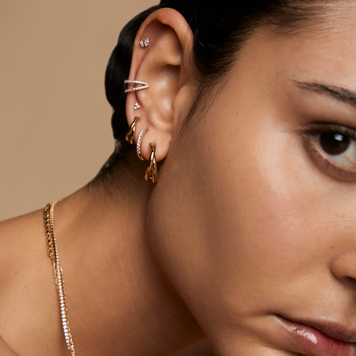 Crossover Illusion Hoops in Gold