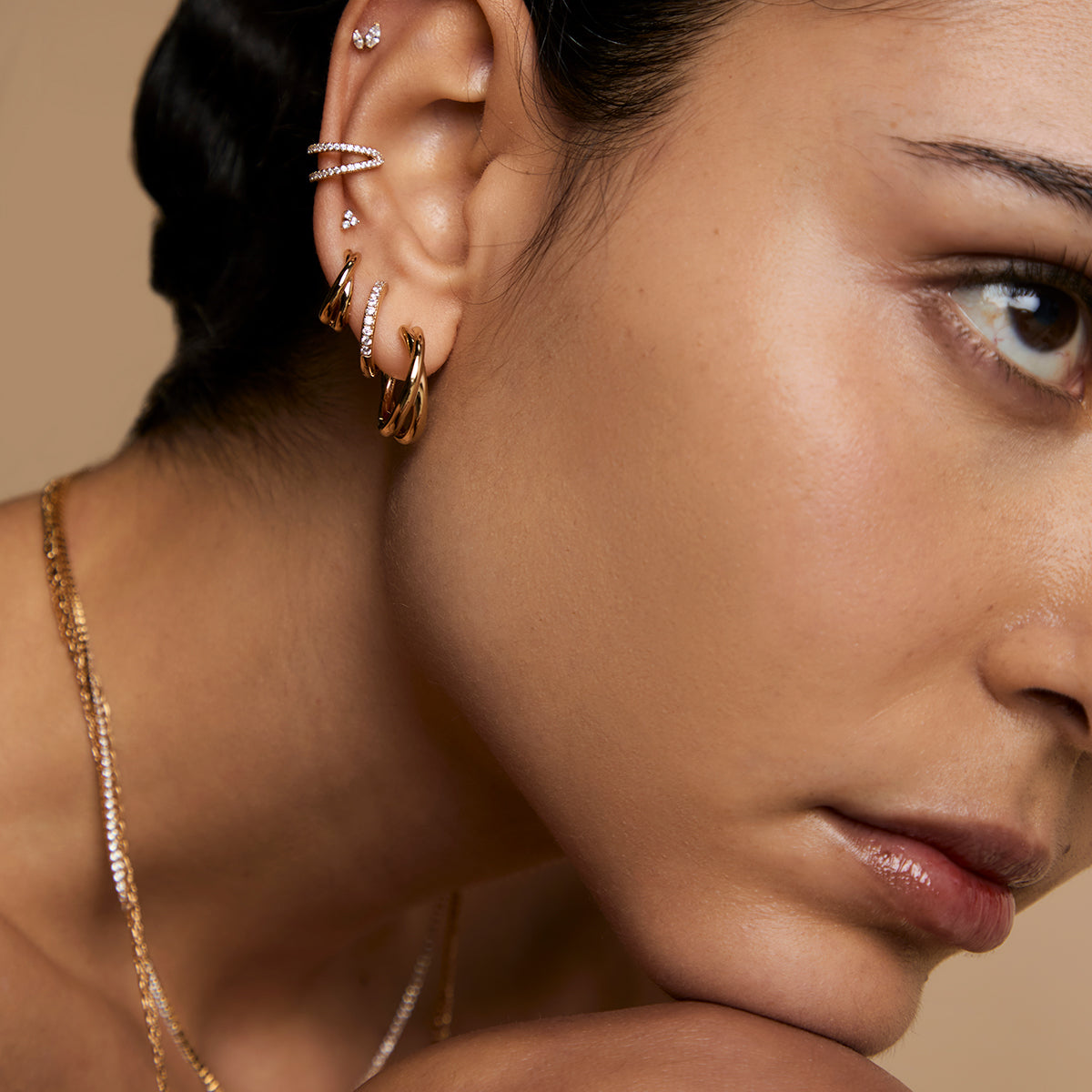 Crossover Illusion Huggies in Gold