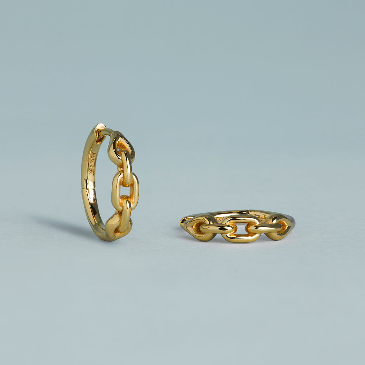 Hardware Link Hoops in Gold-Astrid & Miyu