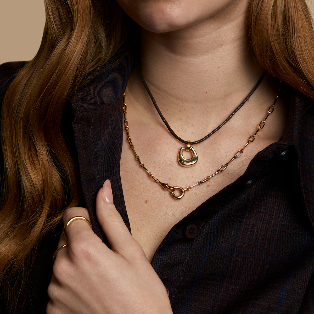 Hardware Pendant Cord Necklace in Gold-Astrid & Miyu