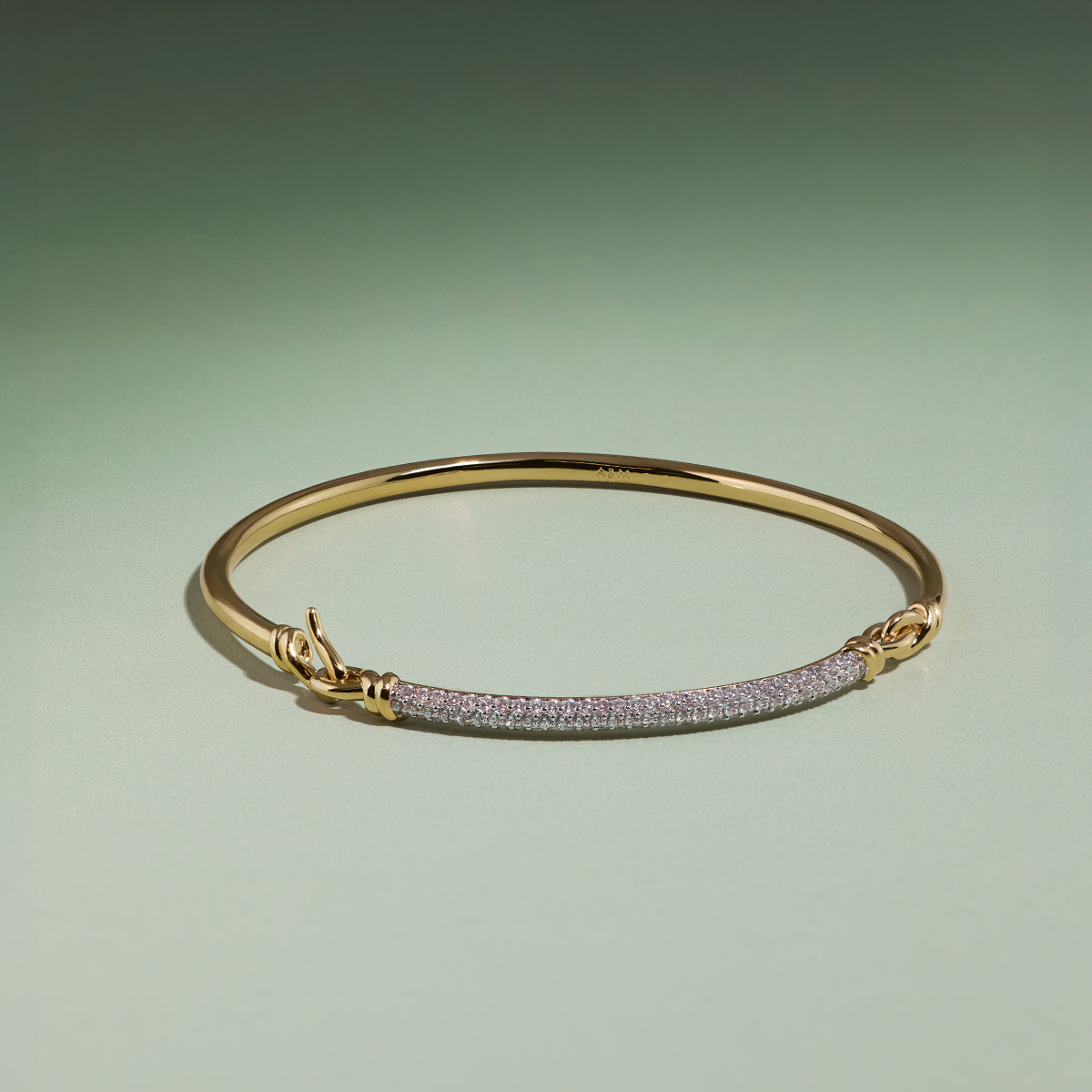 Pavé Knot Bangle in Gold