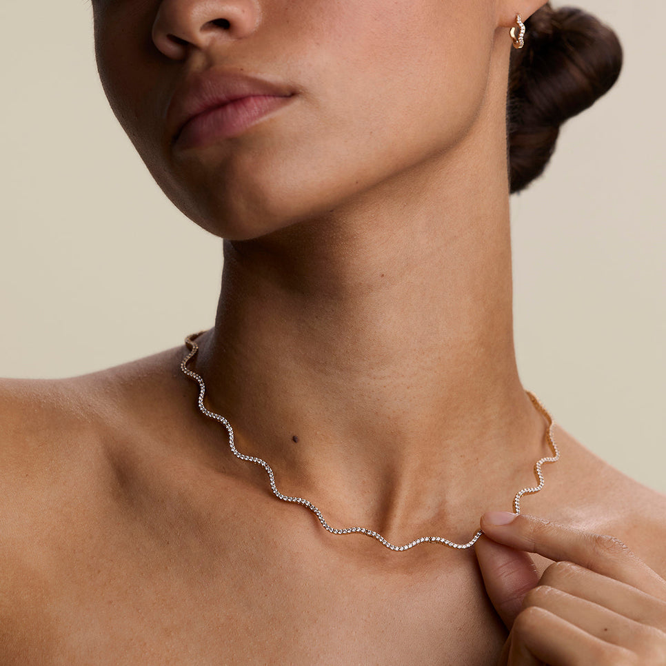 Scalloped Tennis Chain Necklace in Gold-Astrid & Miyu